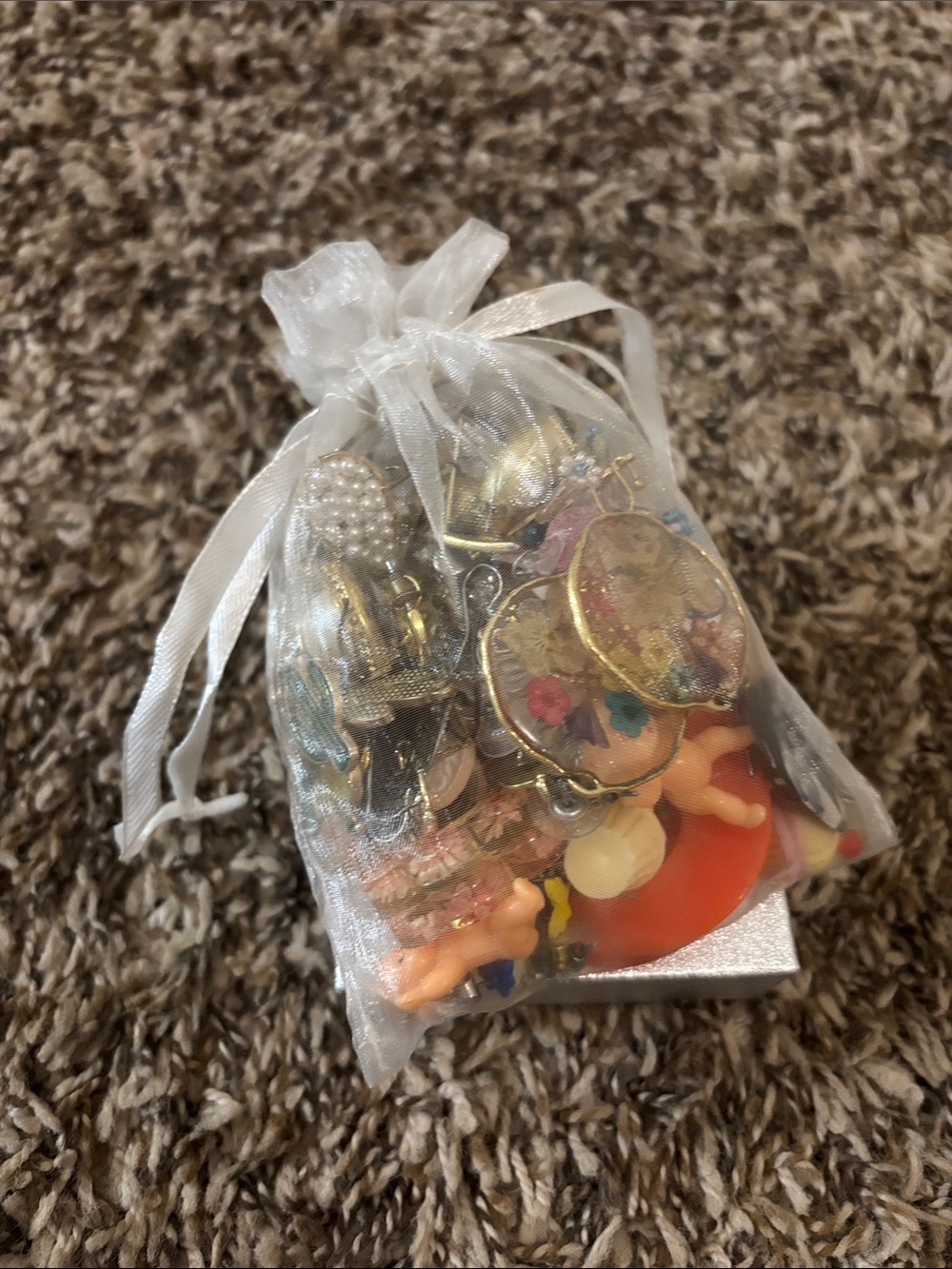Mystery bag of earrings